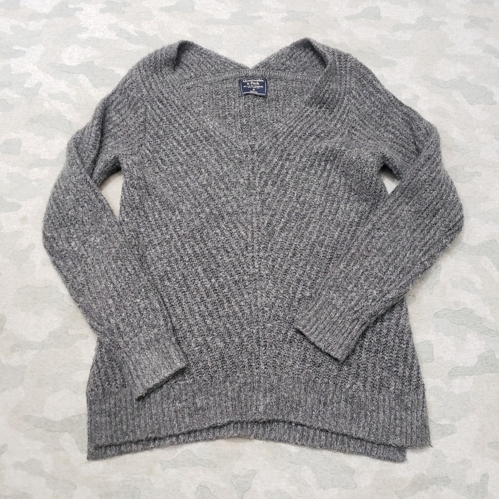 Abercrombie & Fitch Sweater Womens Medium Gray V-Neck Knit Pullover Ribbed